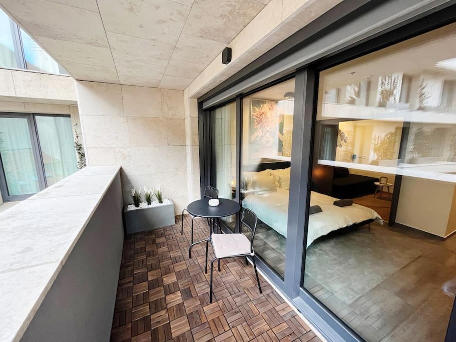 2Budapest Eye-Freegym And Sauna Luxury Home Bagian luar foto